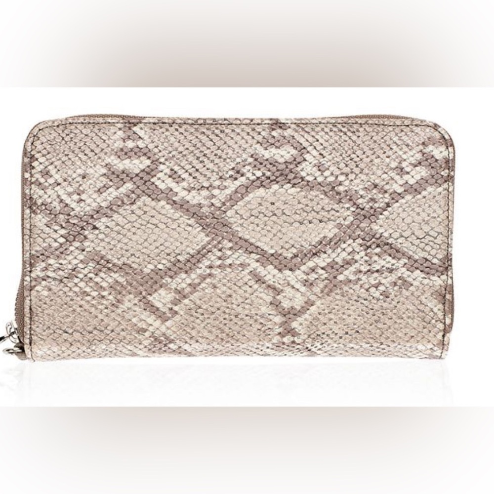 Thirty One wallet